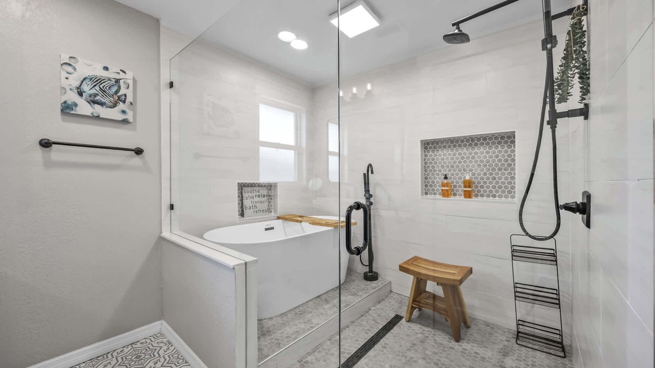 Photo of Bathroom in Venetian Way