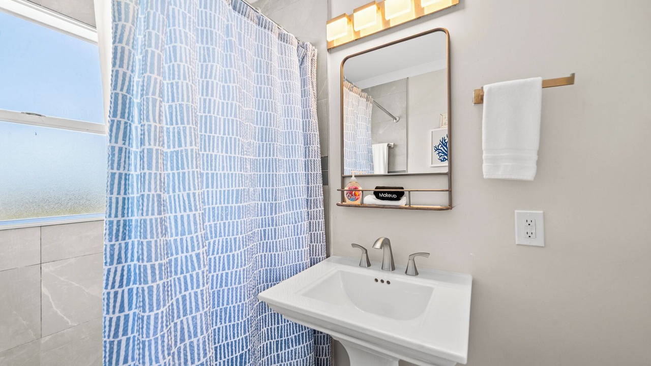 Photo of Bathroom in Orlando Beach