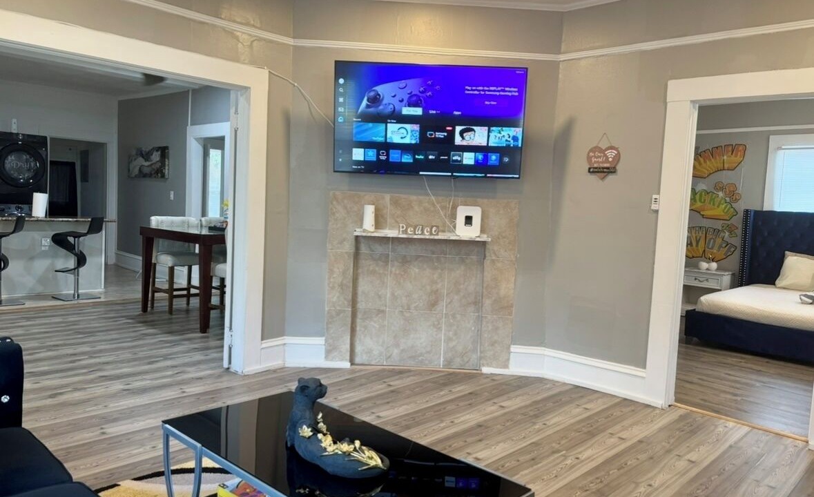 Photo of Livingroom in Waycross