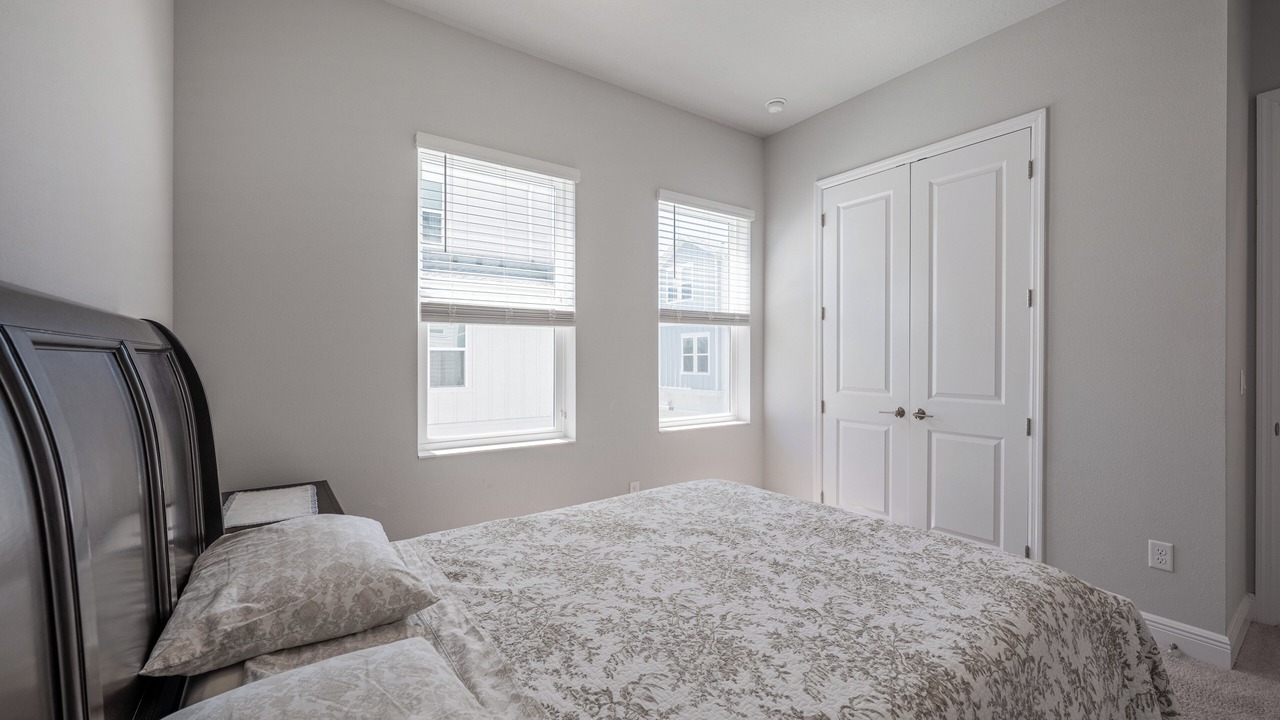 Photo of Bedroom in Downtown