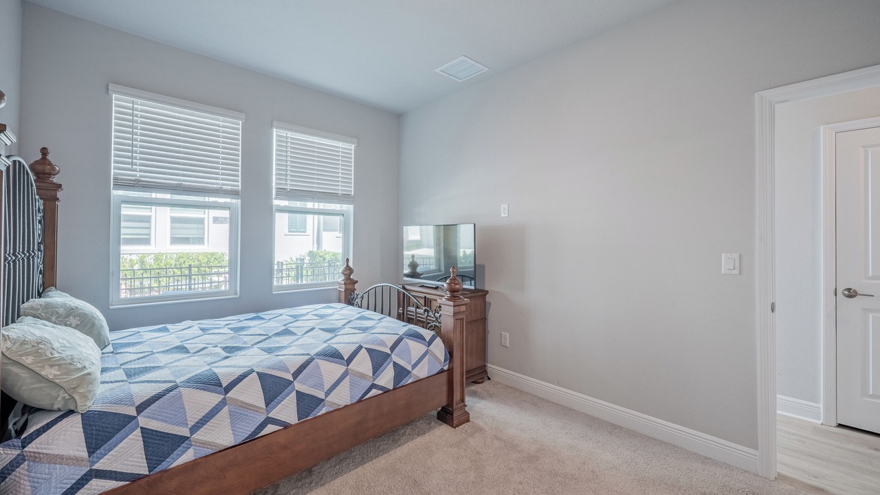 Photo of Bedroom in Downtown