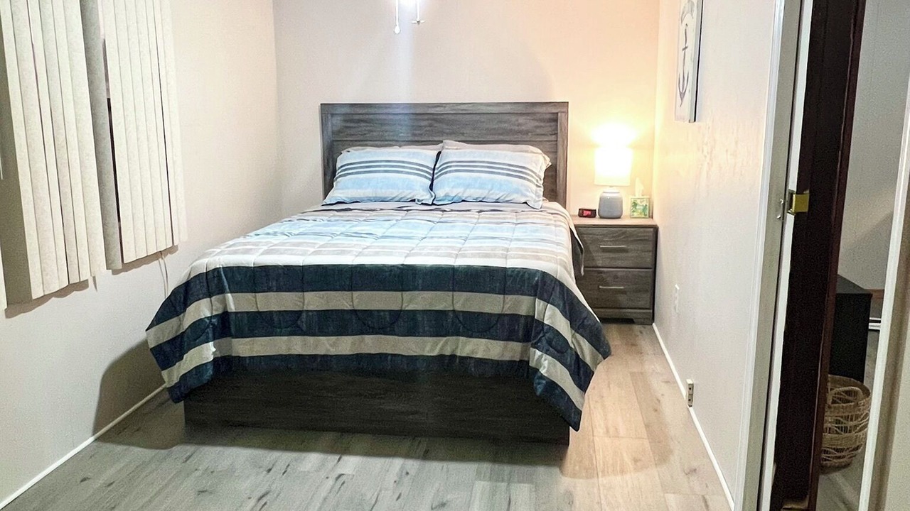 Photo of Bedroom in Crooked Lake Park