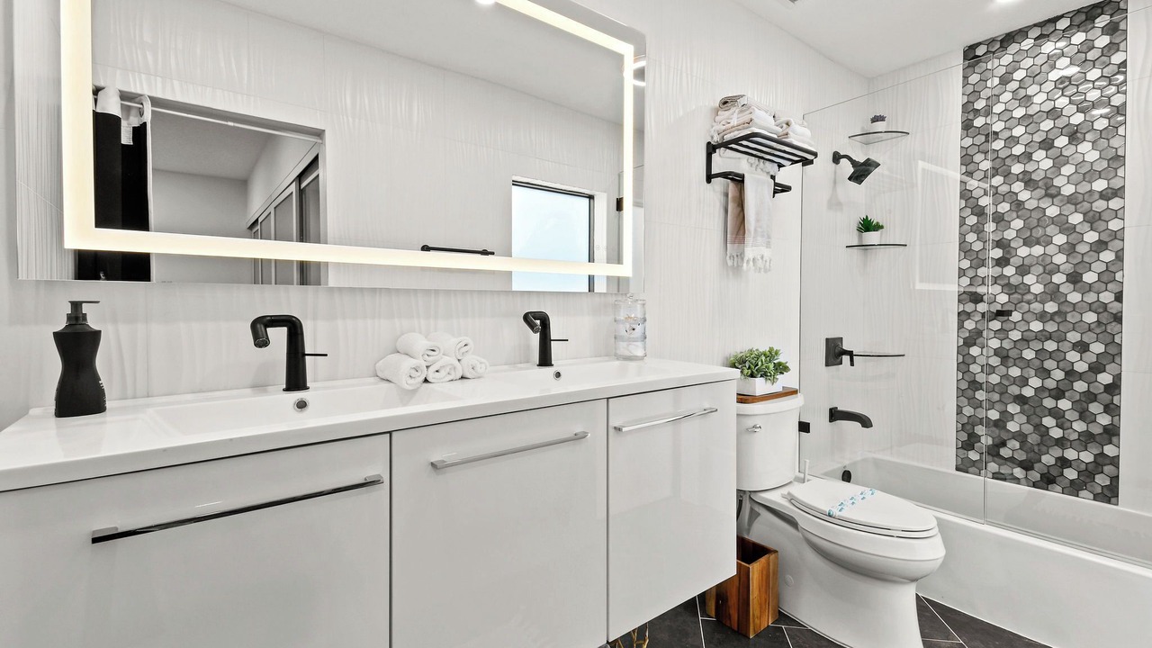 Photo of Bathroom in Boynton Beach
