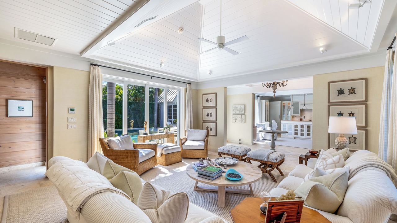 Photo of Livingroom in Boca Grande