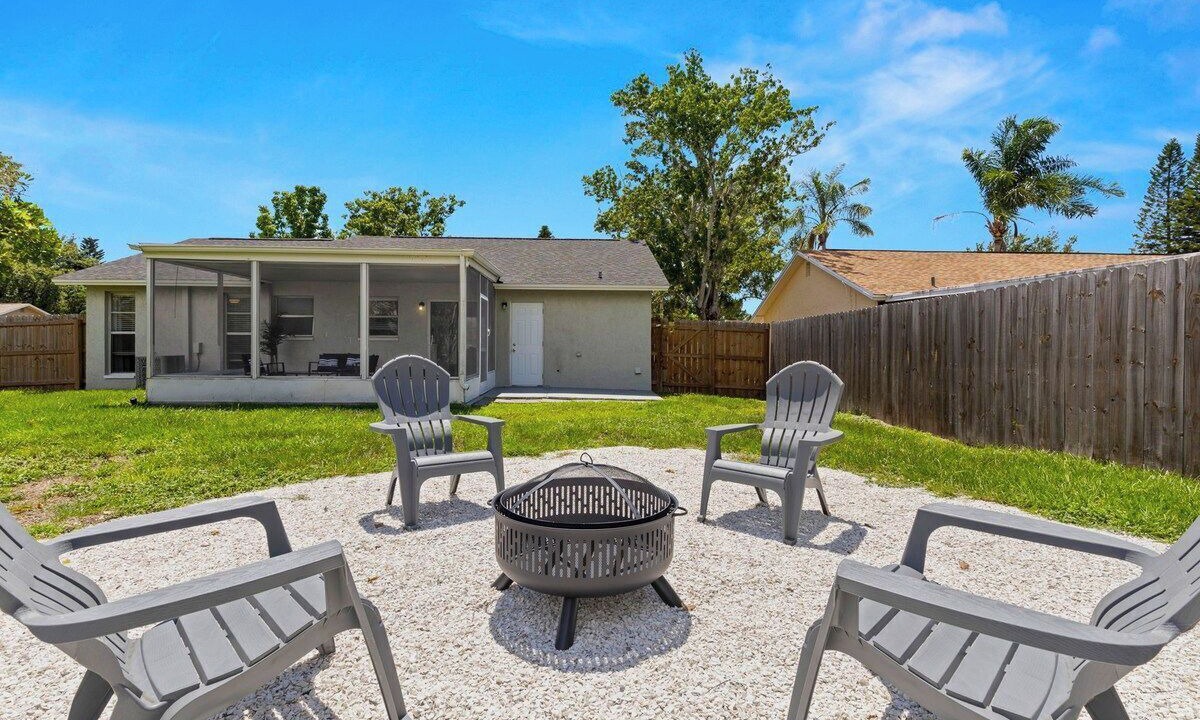 Photo of Patio Balcony in Seven Springs Homes