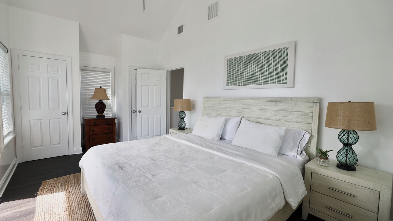 Photo of Bedroom in Marathon