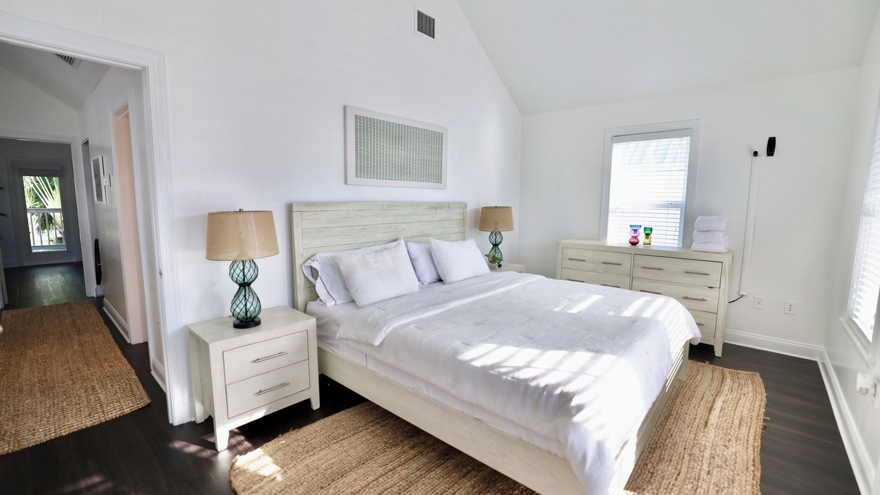 Photo of Bedroom in Marathon