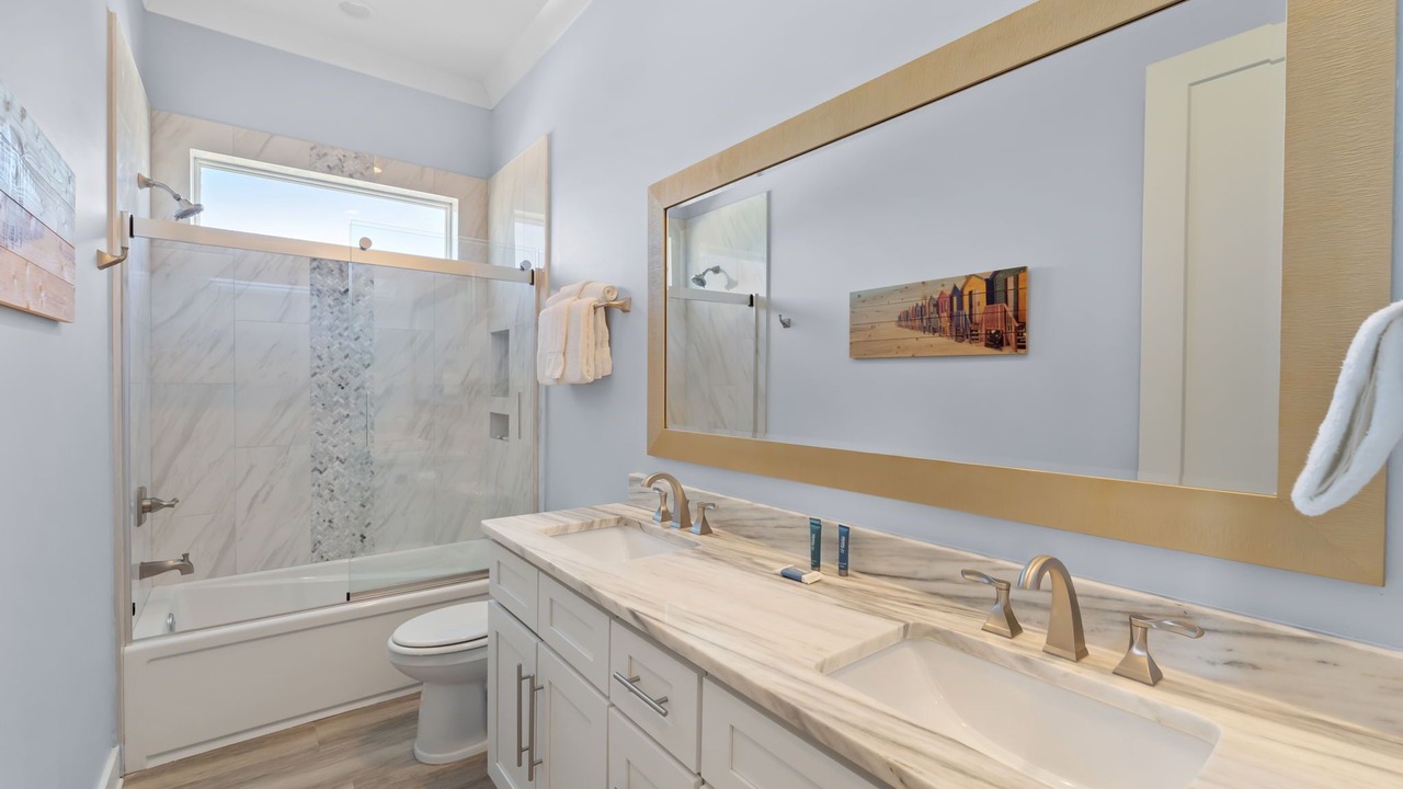 Photo of Bathroom in Emerald Waters Village