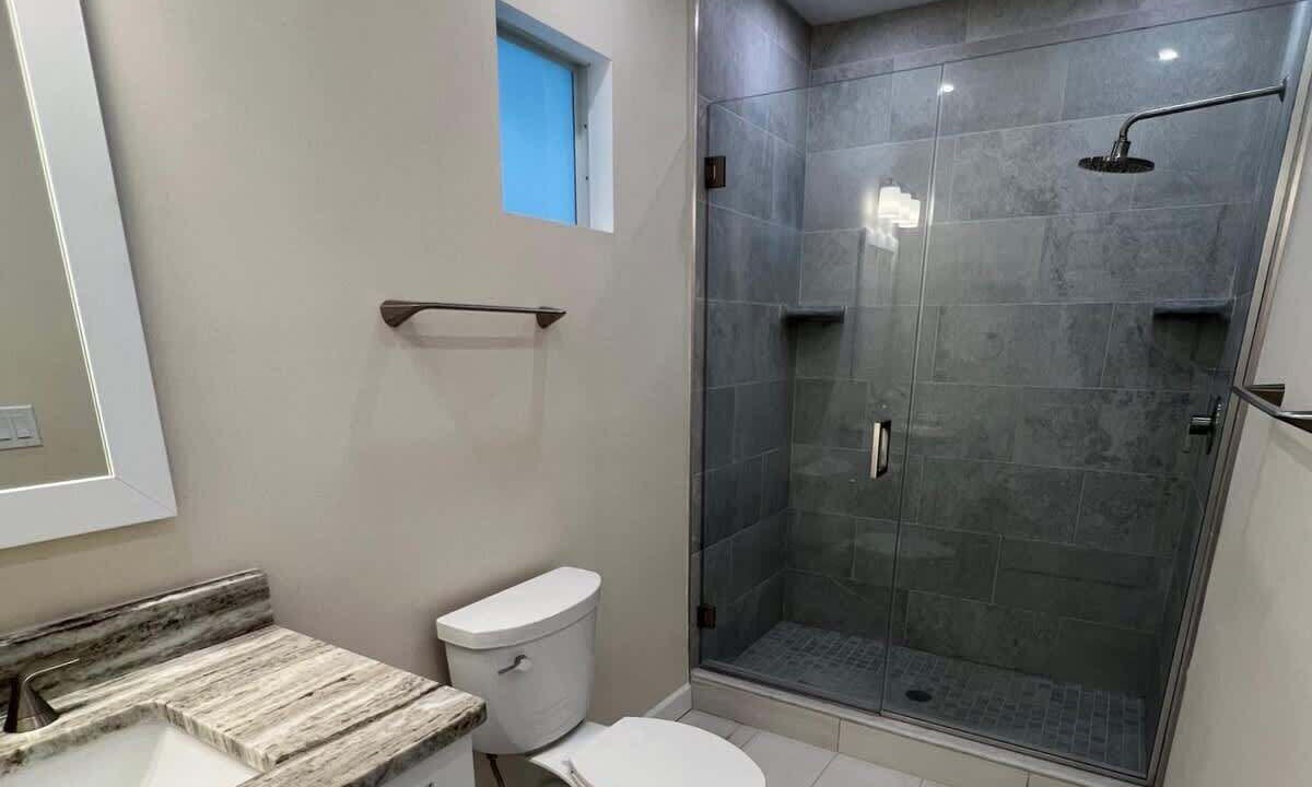 Photo of Bathroom in Mid Island