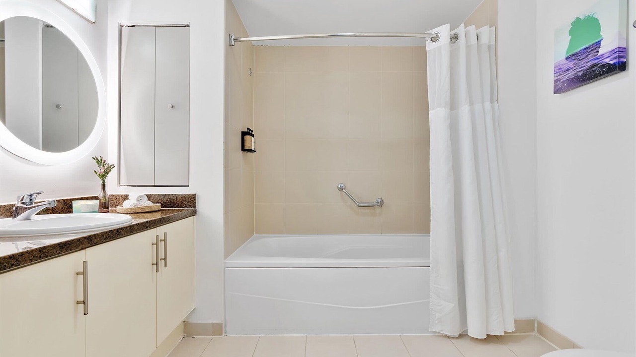 Photo of Bathroom in Coconut Grove