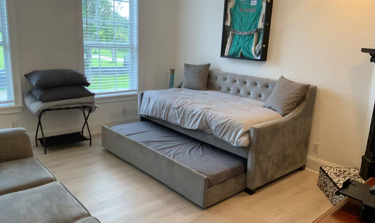 Photo of Livingroom in Samsula-Spruce Creek