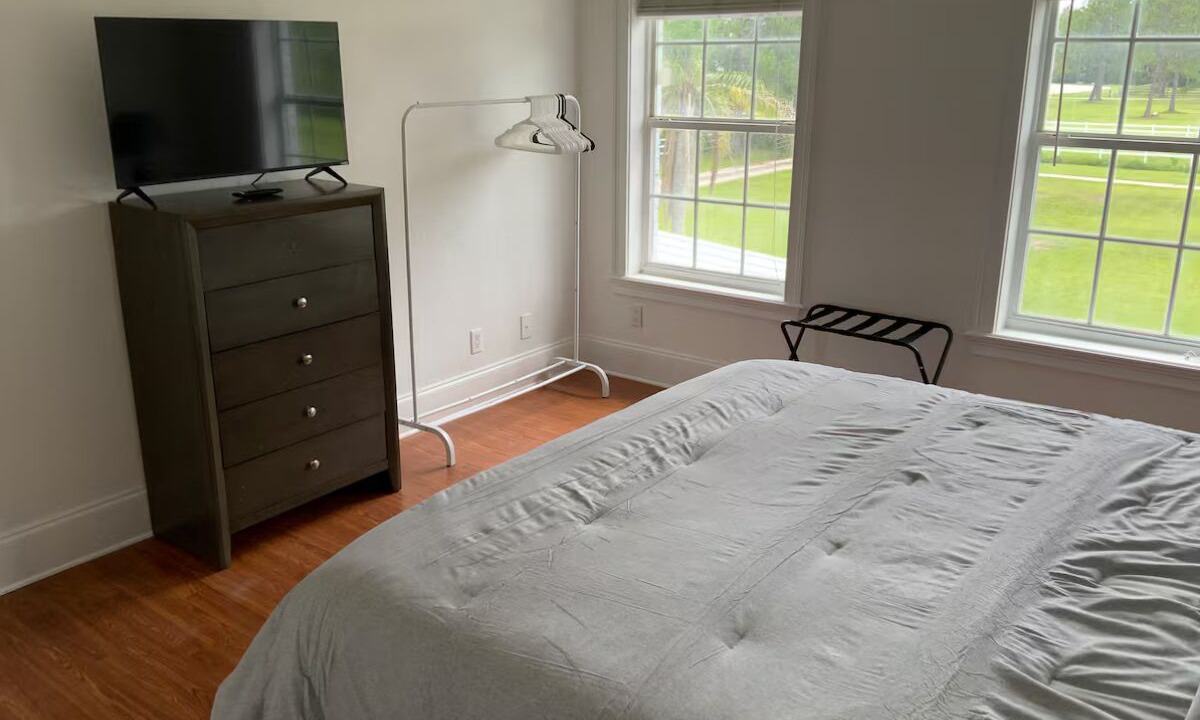 Photo of Bedroom in Samsula-Spruce Creek