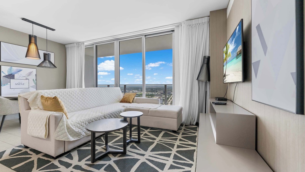 Photo of Livingroom in Hollywood South Central Beach