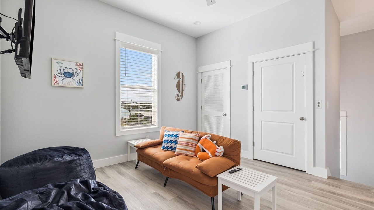 Photo of Livingroom in Port St. Joe