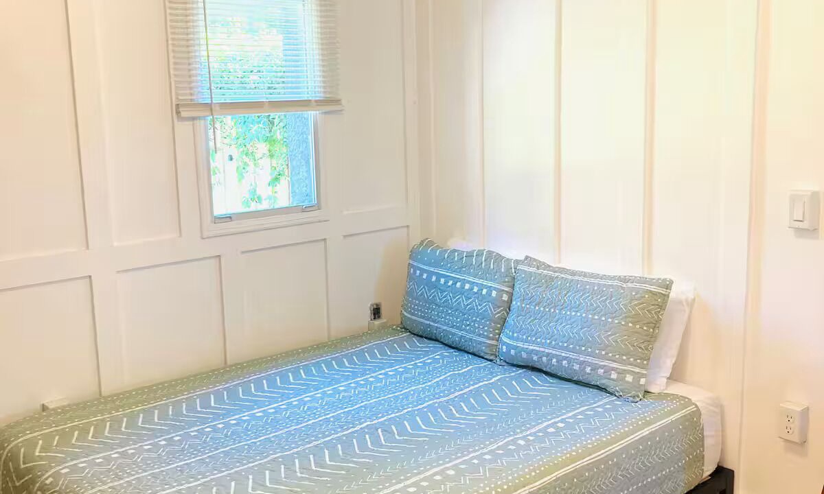 Photo of Bedroom in Bearss Plaza