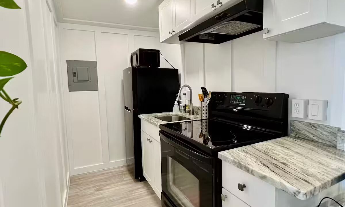 Photo of Kitchen in Bearss Plaza