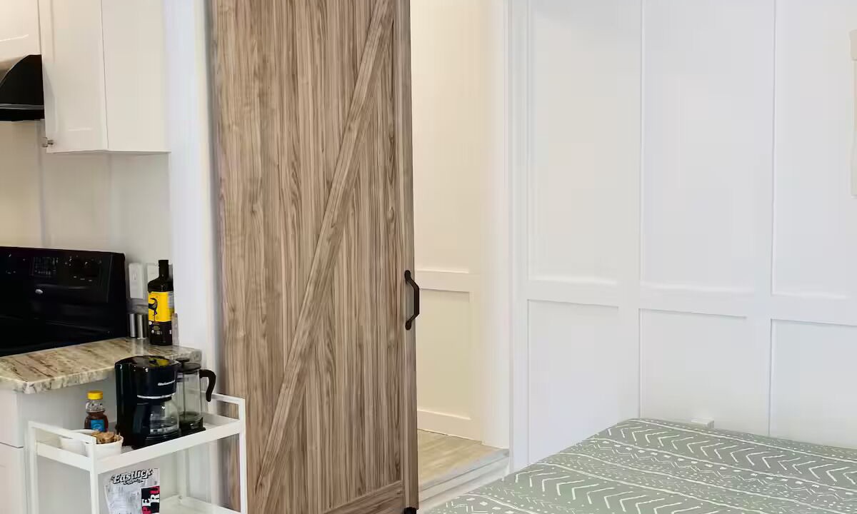 Photo of Bedroom in Bearss Plaza