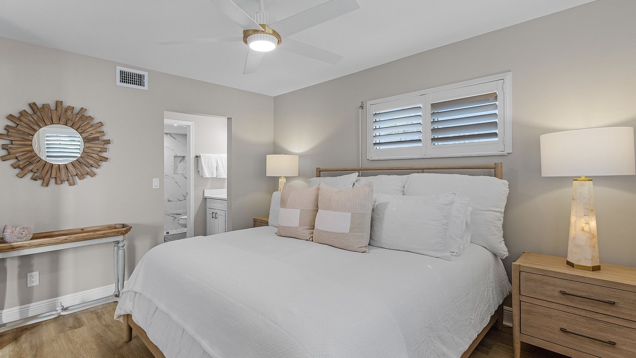 Photo of Bedroom in Vanderbilt Beach