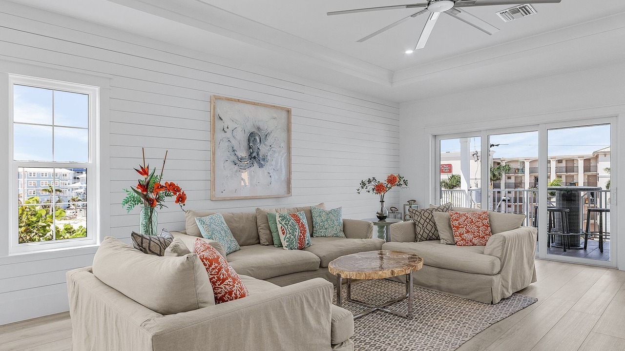Photo of Livingroom in Fort Myers Beach