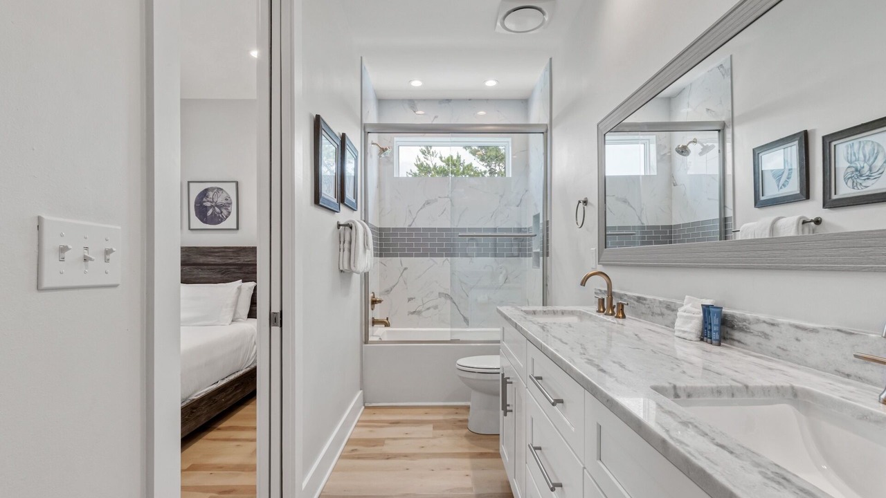 Photo of Bathroom in Emerald Waters Village