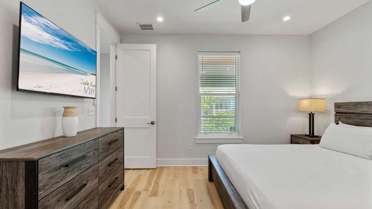 Photo of Bedroom in Emerald Waters Village