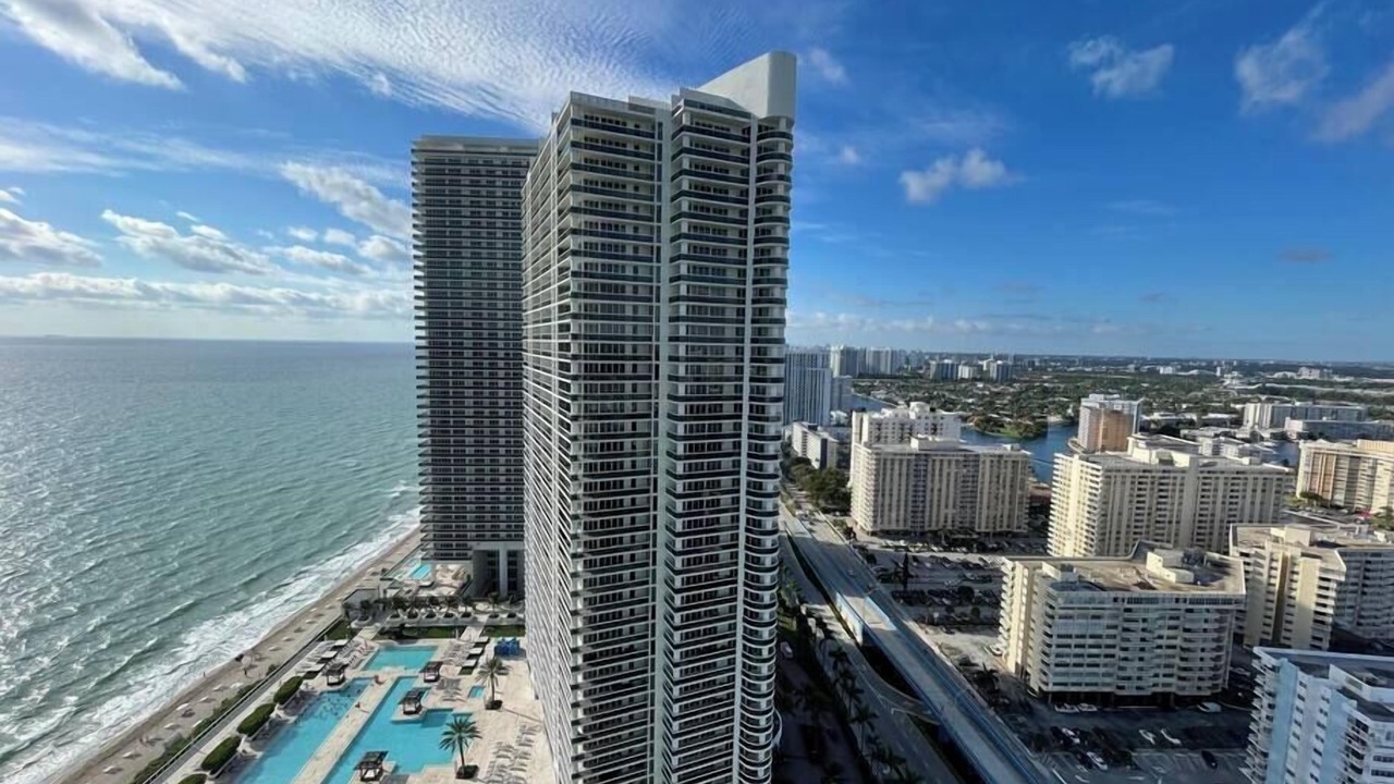 Photo of Patio Balcony in Hollywood South Central Beach