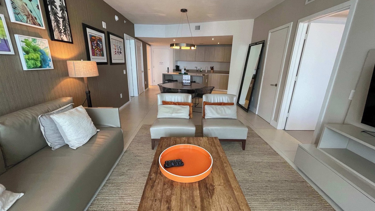 Photo of Livingroom in Hollywood South Central Beach