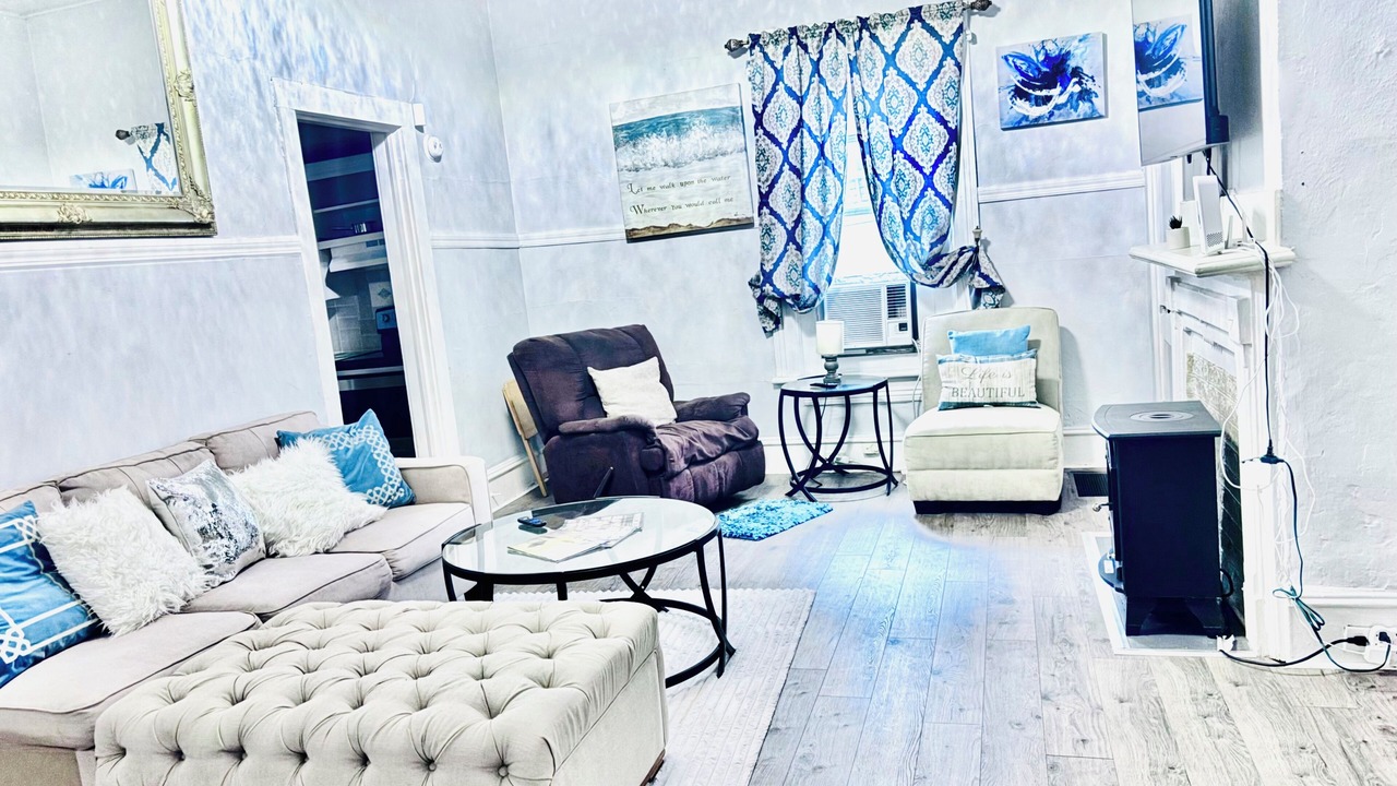 Photo of Livingroom in Waycross