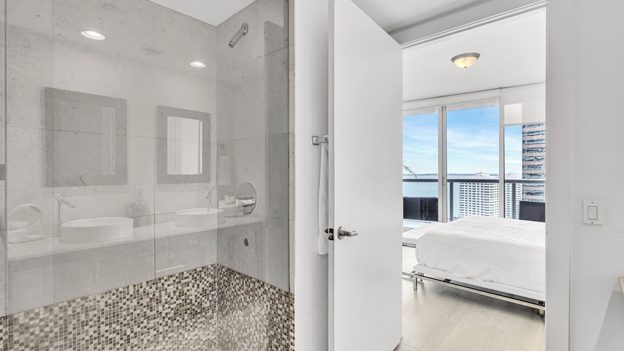 Photo of Bathroom in Downtown Miami