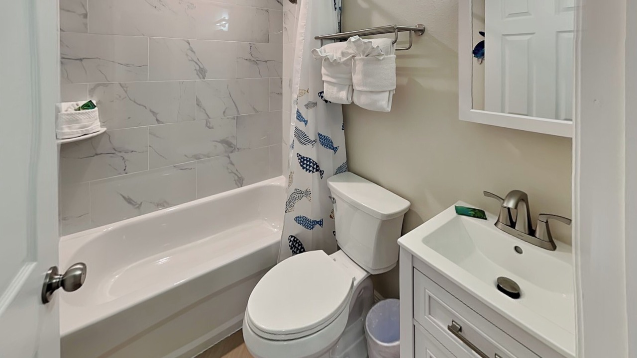 Photo of Bathroom in Mid Island
