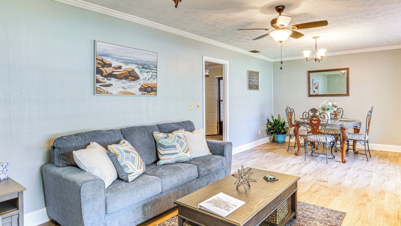 Photo of Bedroom in Waycross