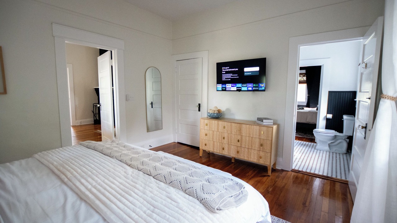 Photo of Bedroom in Seminole Heights