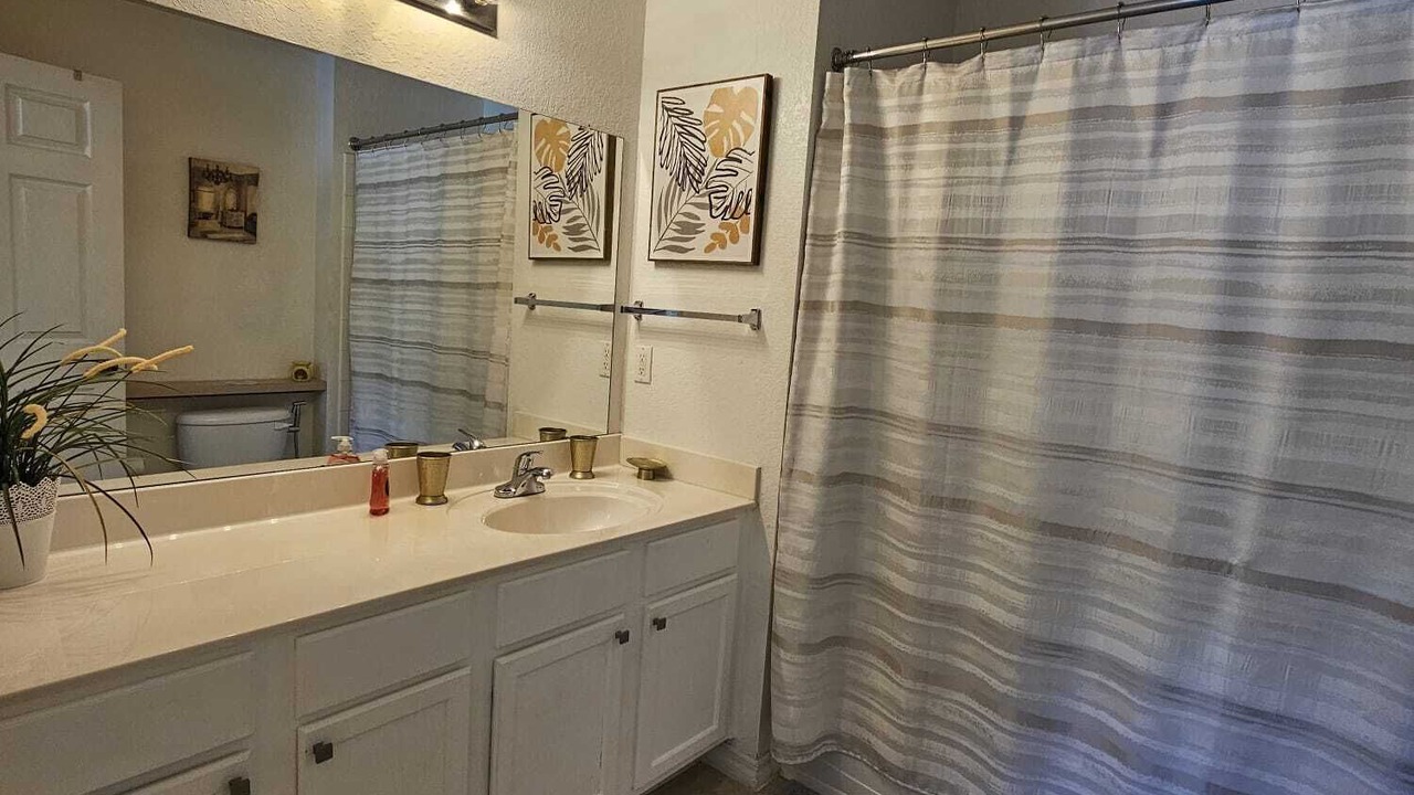 Photo of Bathroom in Venetian Bay Villages