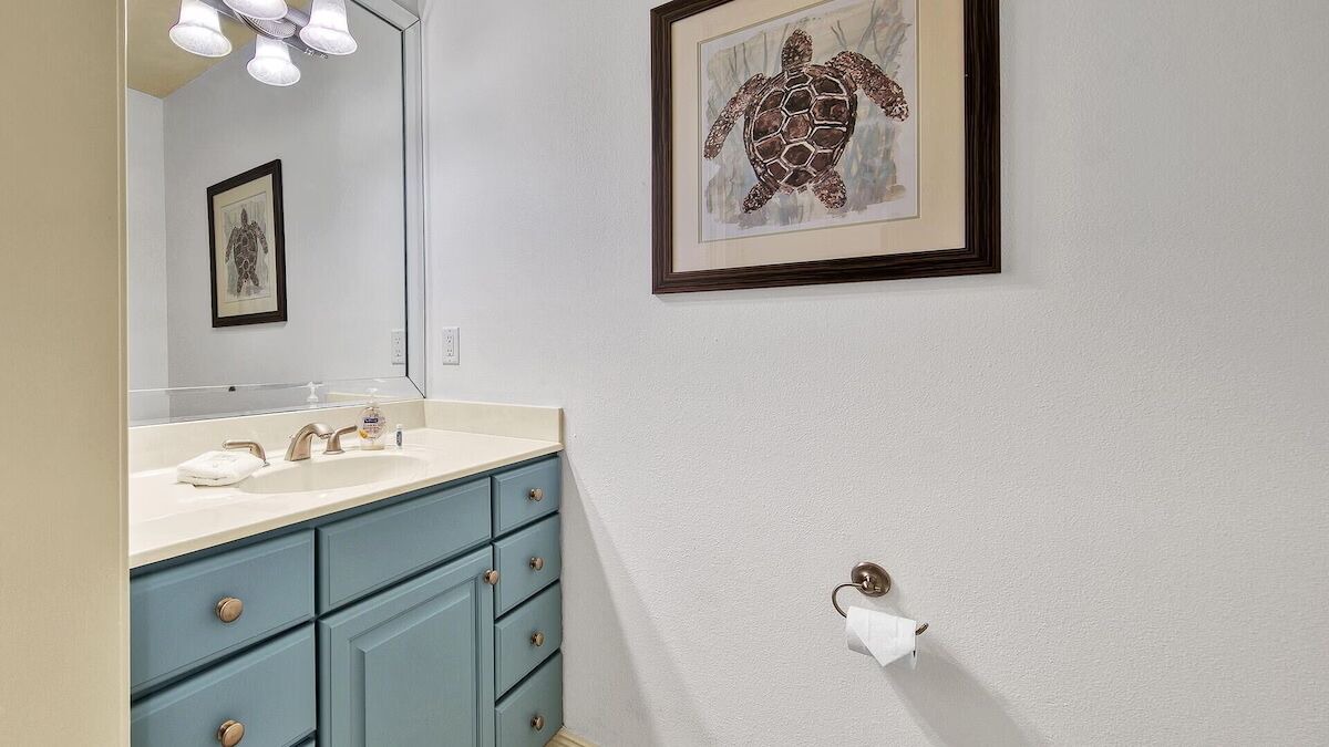 Photo of Bathroom in Gulf Place