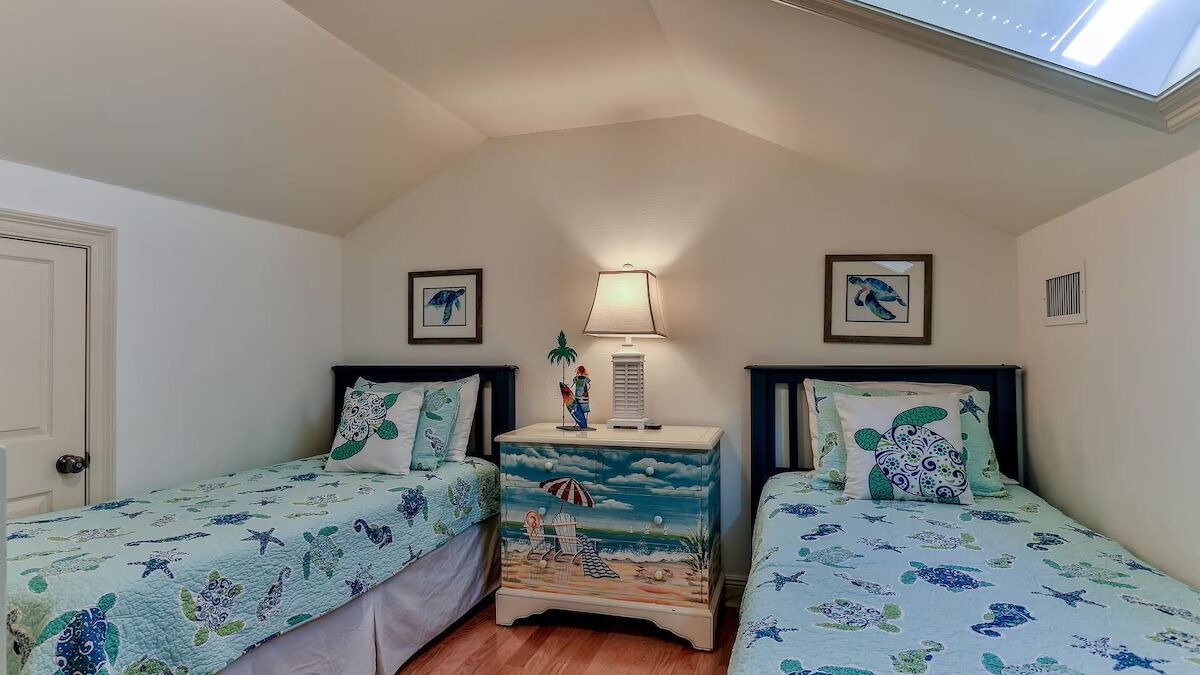 Photo of Bedroom in Gulf Place