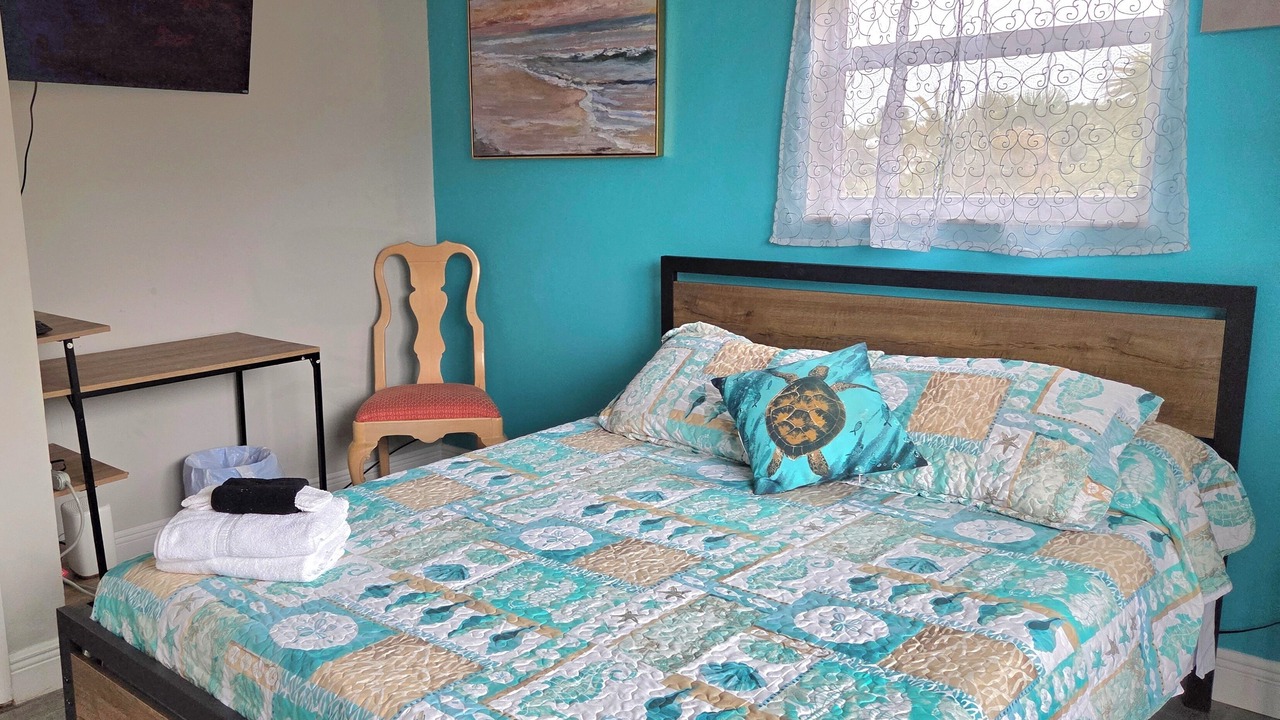 Photo of Bedroom in Iona
