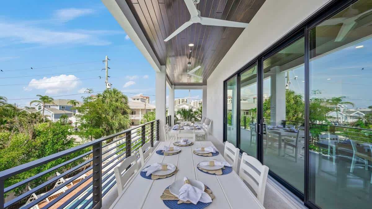 Photo of Patio Balcony in Bay Esplanade