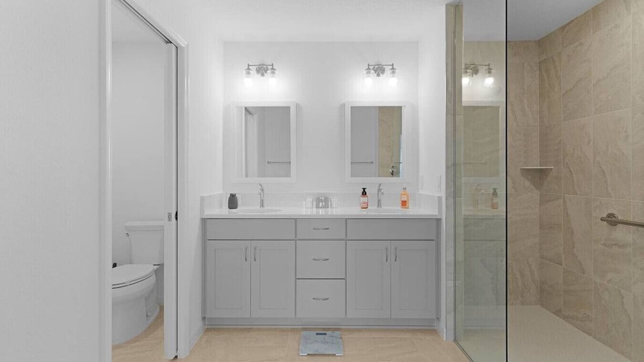 Photo of Bathroom in Sumter County