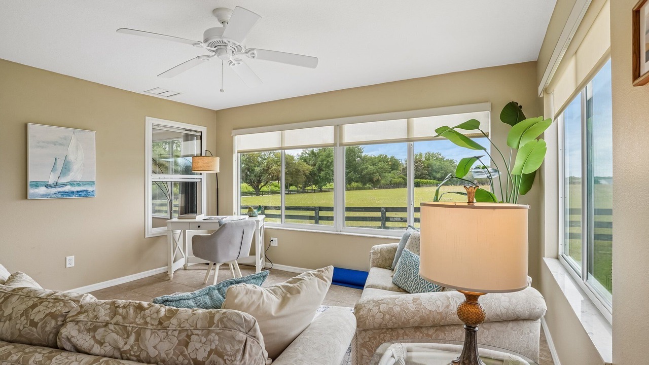 Photo of Livingroom in De La Vista
