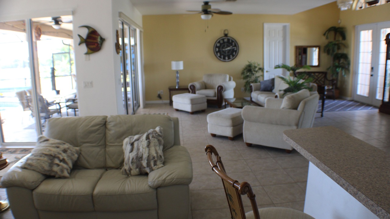 Photo of Livingroom in Burnt Store