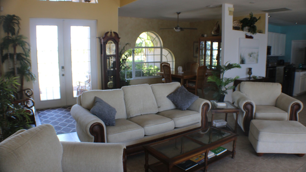 Photo of Livingroom in Burnt Store
