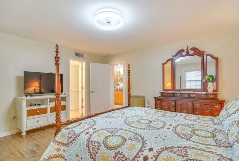 Photo of Bedroom in Coquina Key