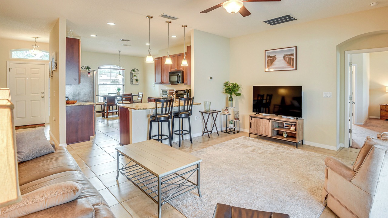 Photo of Livingroom in DeLand
