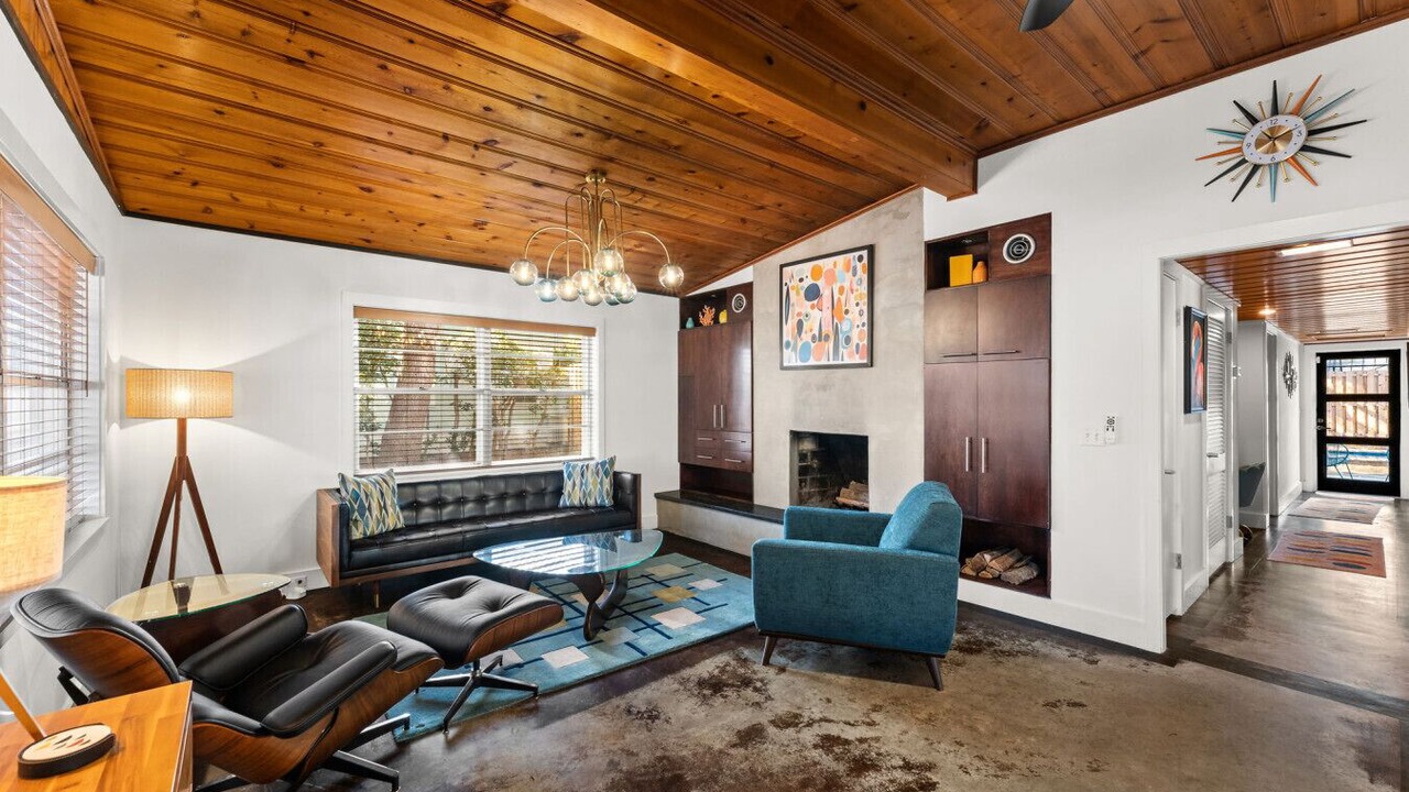 Photo of Livingroom in Seacrest