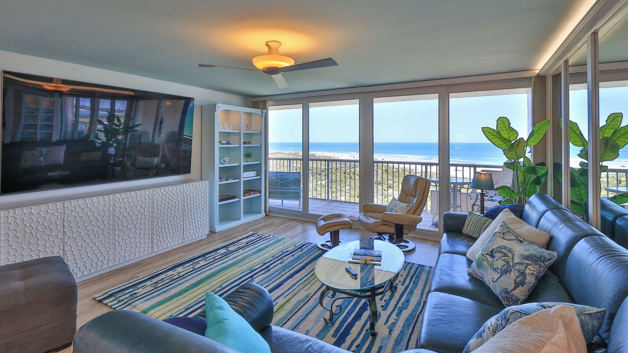 Photo of Livingroom in Inlet Villas