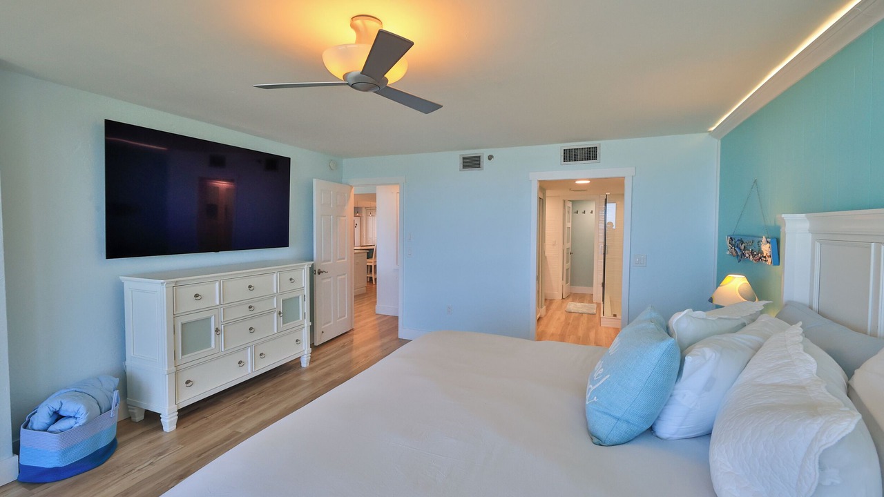 Photo of Bedroom in Inlet Villas