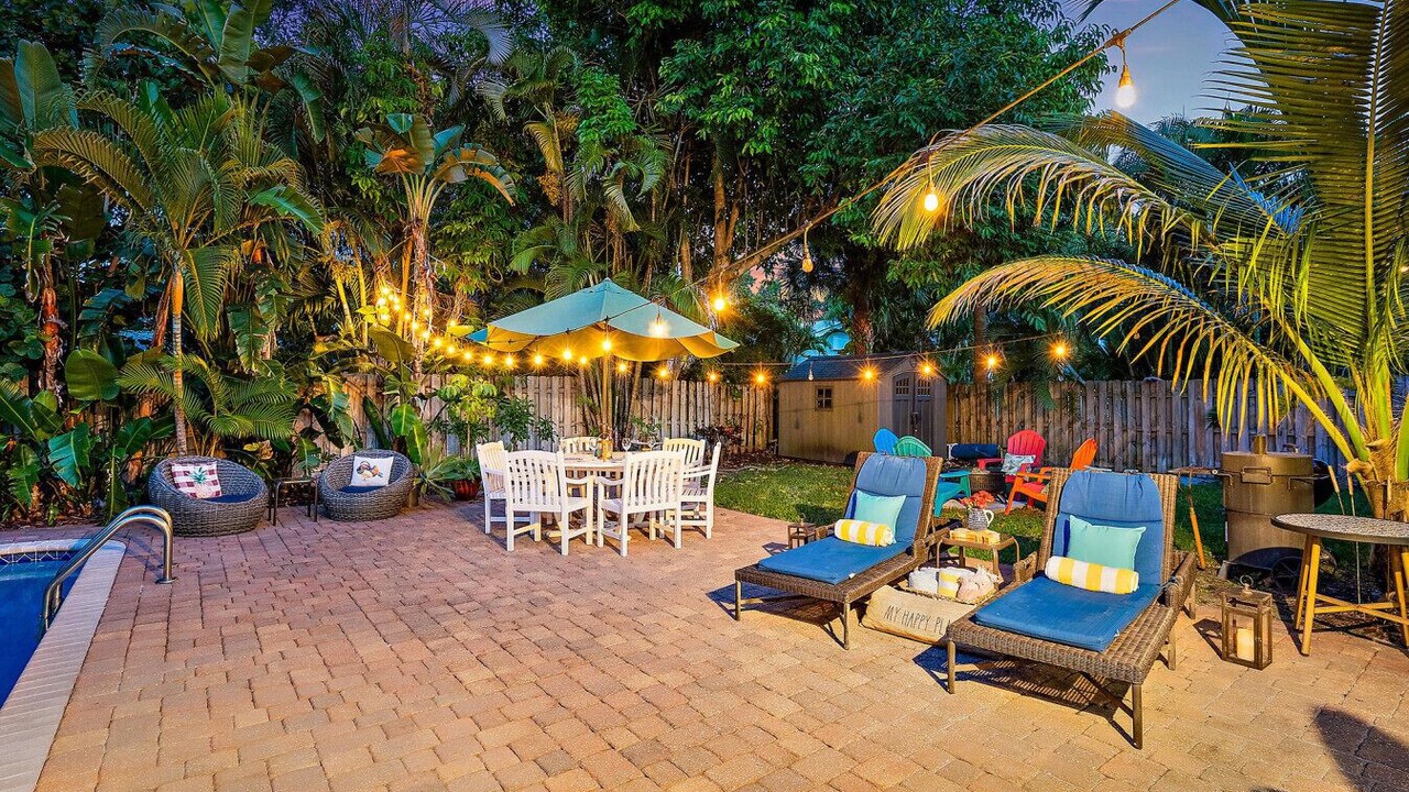 Photo of Outdoor in Yacht Club Estates