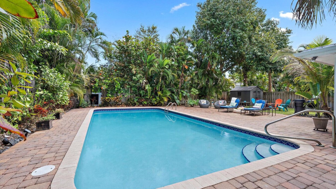 Photo of Outdoor in Yacht Club Estates