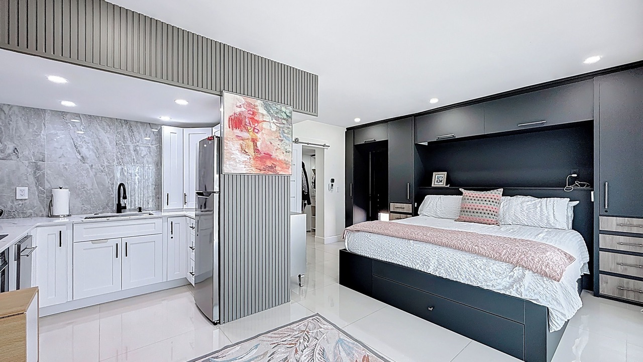 Photo of Bedroom in Pompano Beach