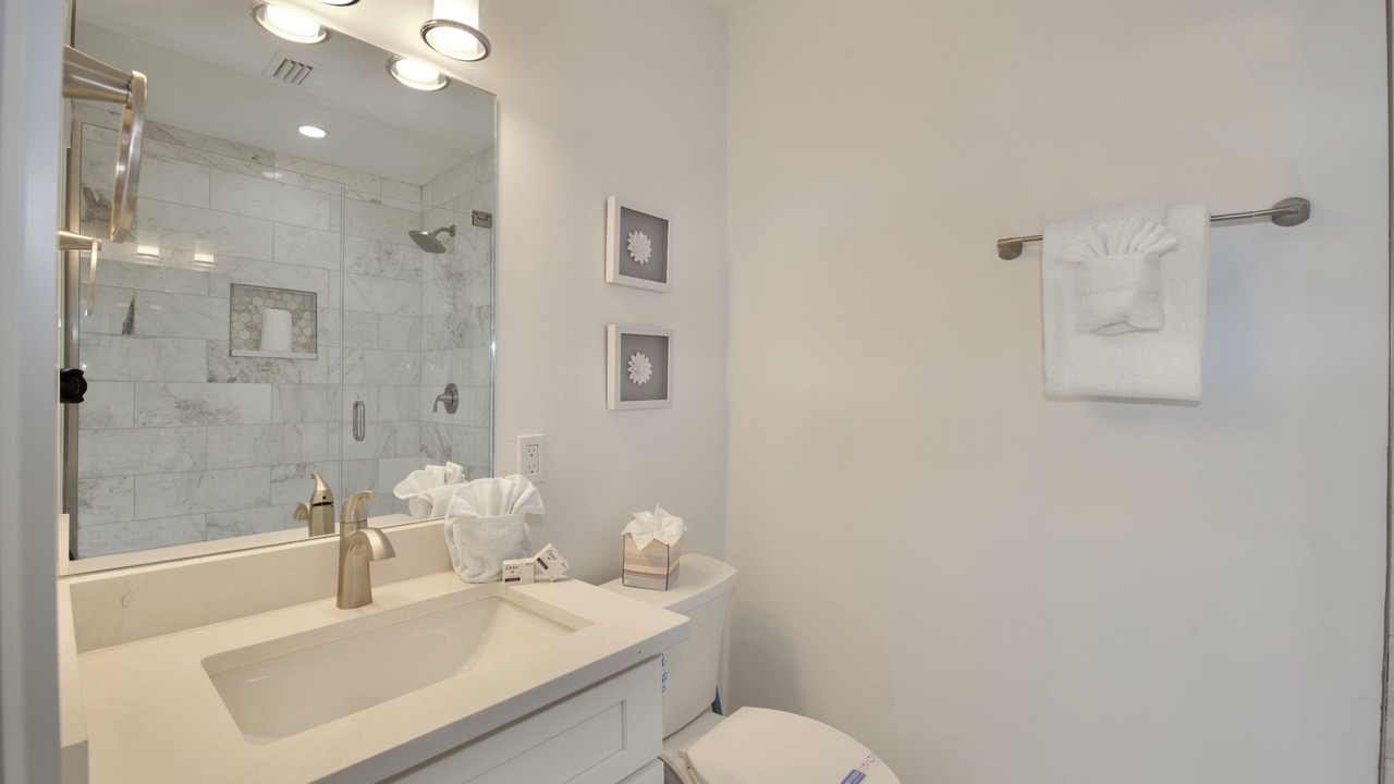 Photo of Bathroom in Mid Island